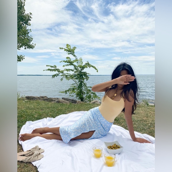 Princess Polly Tamikah Bodysuit in Yellow Size 4 New with tag - Picture 4 of 16